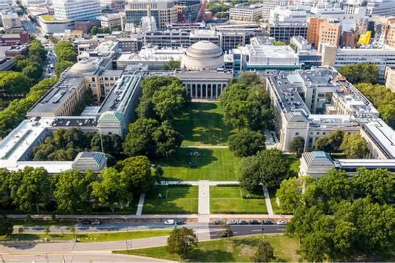 Massachusetts Institute of Technology